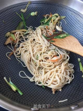 Abalone Fried Noodles recipe