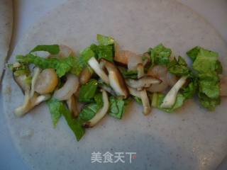 Creative Q Version Shiitake Mushroom and Shrimp Intestine Noodles recipe