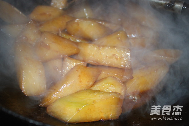 Beef Bone Soup with Roasted Radish recipe