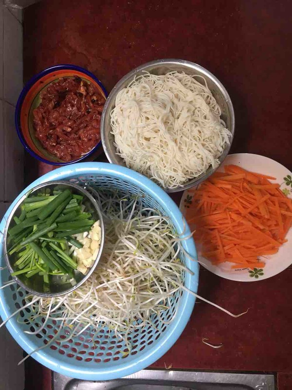 Lu San Fried Noodles recipe