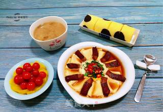 #蜡味#bacon Steamed Tofu Lying Egg recipe