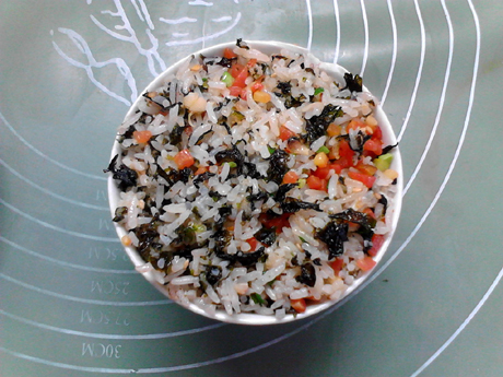 Carrot Fried Rice with Seaweed recipe