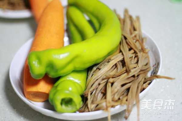 Vegetarian Stir-fried Three Silk recipe