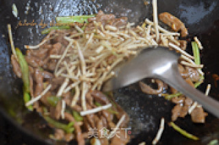 Fried Liver Shreds with Houttuynia Cordata recipe