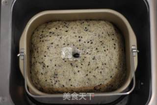 #aca烤明星大赛#——black Sesame Whole Wheat Toast recipe