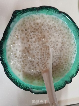 Strawberry Sago Mixed with Old Yogurt recipe