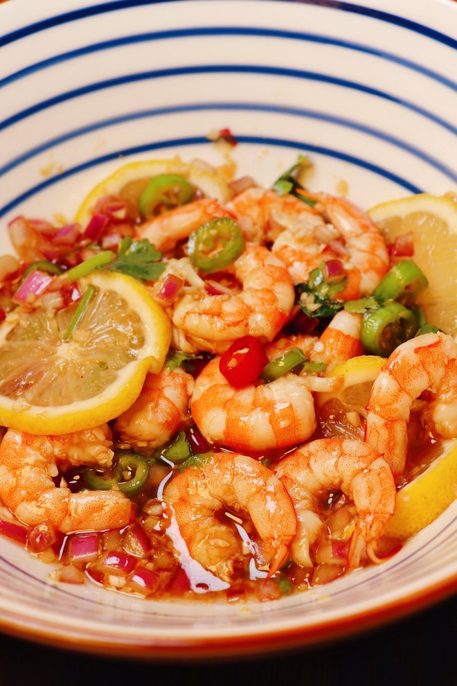 Spicy and Sour Shrimp with Lemon, The Lady is So Delicious on Ice! recipe