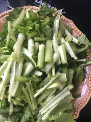 Thousands of Garlic and White Meat Stir-fried Moss recipe