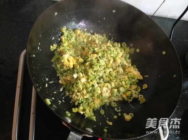 Scrambled Eggs with Bamboo Shoots recipe