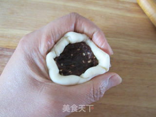 Rose Bean Paste Mooncake recipe