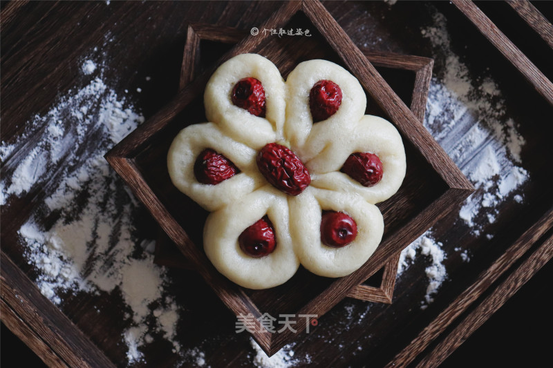 Jujube Bun
