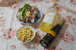 Braised Pork Bone and Soya Beans recipe