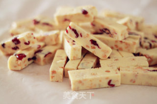 Peanut Cranberry Nougat recipe