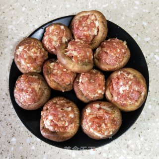 Stuffed Mushrooms and Vermicelli in Clay Pot recipe