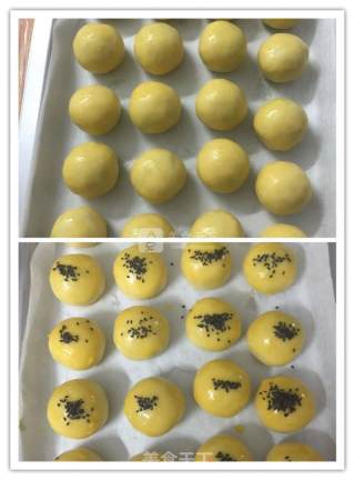 Egg Yolk Crisp recipe