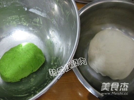 Emerald Cabbage Dumplings recipe