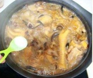 Chicken Stewed with Mushrooms recipe