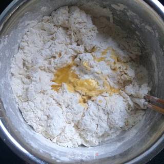 Coconut and Mulberry Sauce Rolls recipe