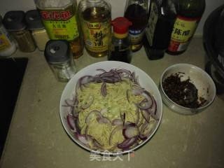 Scallions Mixed with Dried Tofu Shreds recipe