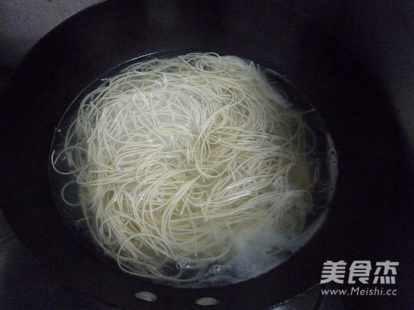 Garlic Olive Vegetable Noodles recipe