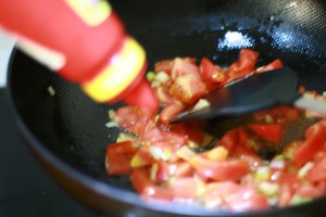 Tomato and Egg Pimple Soup recipe