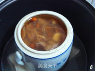 Stewed Pigeon with Xinkai River Ginseng recipe