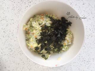 Seaweed Pork Floss Rice Ball recipe