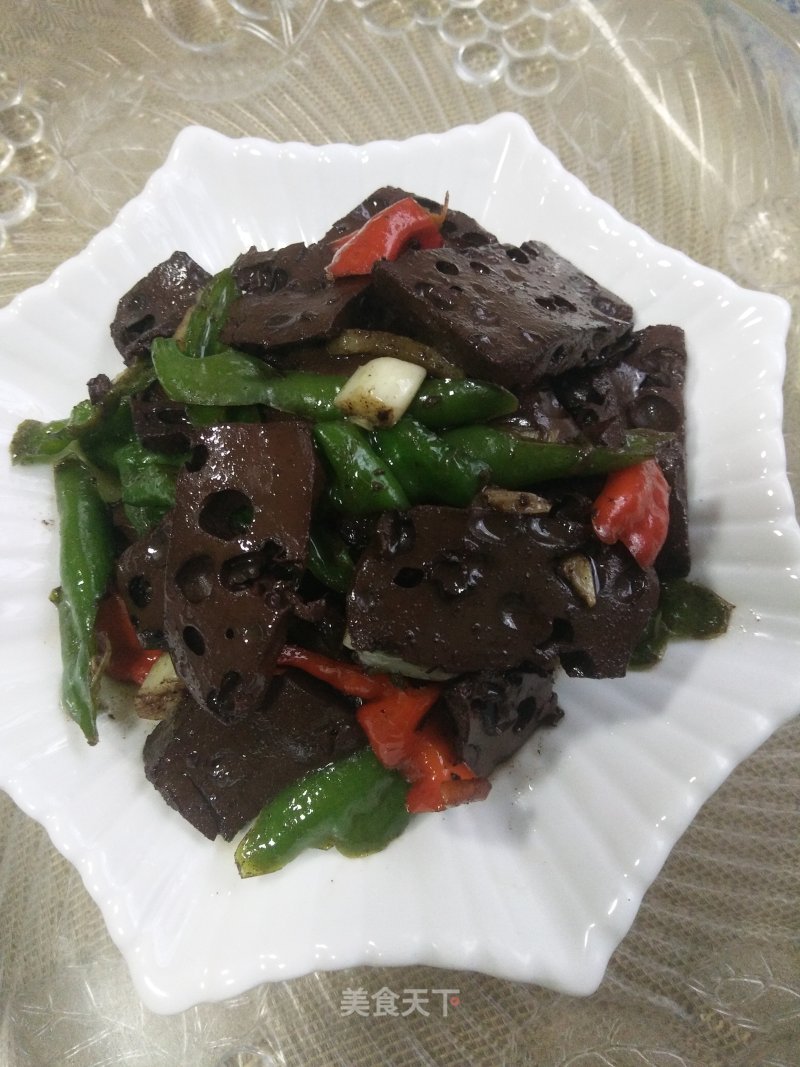 Stir-fried Pork Blood with Chili recipe