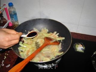 Stir-fried Hot and Sour Watermelon Peel recipe