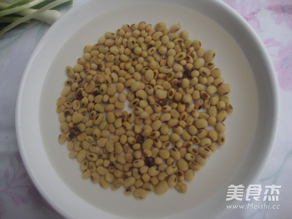 Seaweed Mixed with Soybeans recipe