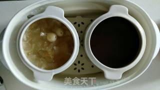 Rock Sugar Tremella and Lotus Seed Soup recipe
