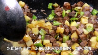 Beef, Green Pepper and Potato Dice recipe