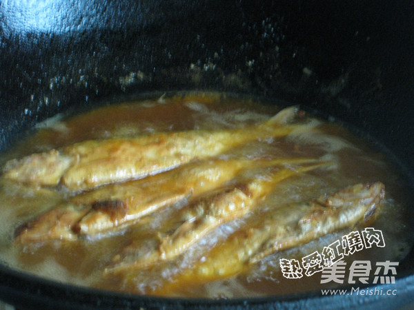 Fried Sea Crucian Carp recipe