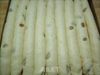 Oatmeal Raisin Buns recipe