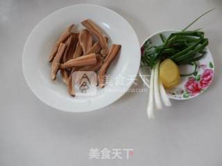 Ganoderma Lucidum Stewed Pig's Trotters recipe