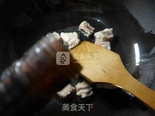 Braised Pork Ribs with Black Fungus and Zizania recipe