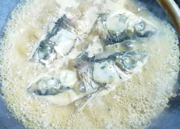 Pumpkin Fish Head Soup recipe