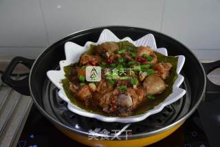 Steamed Chicken with Lotus Leaf recipe