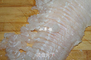 Fish Meat and Radish Soup with Fresh Eyebrows recipe