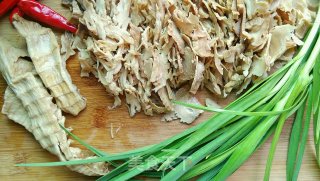 Stir-fried Bacon with Dried Bamboo Shoots recipe