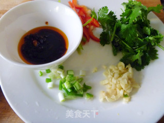 [yi Ru's Private House Refreshing Cold Dishes] Change The Taste to Eat Pork Liver---pig Liver Mixed with Spicy Sauce recipe