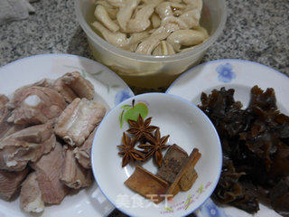 Soy Protein Black Fungus Grilled Pork Ribs recipe