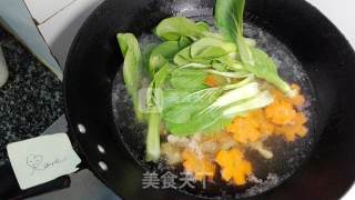 Fresh Meat and Vegetable Soup Rice Cake recipe