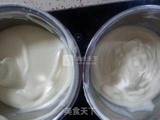 Two-tone Towel Cake Roll recipe