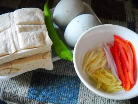 Preserved Egg Jelly Tofu recipe