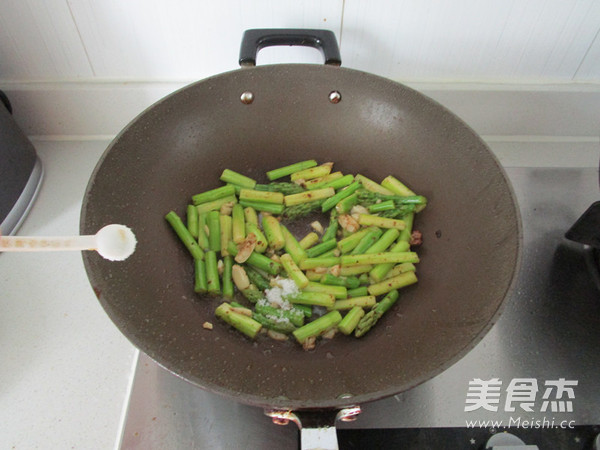 Black Pepper Asparagus Beef recipe