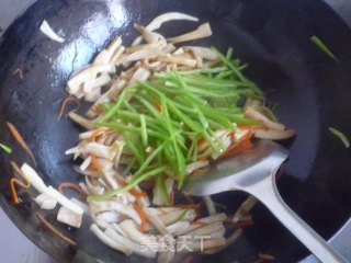 Three Shredded Eryngii Mushrooms recipe