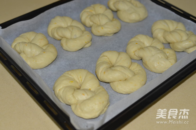 Orange Scented Old-fashioned Bread recipe