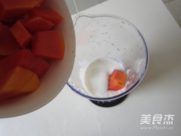 Yogurt Papaya Drink recipe