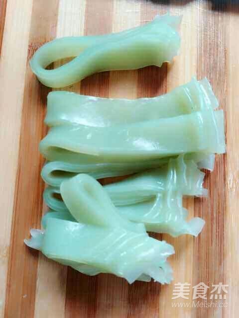 Cucumber Mixed with Mung Bean Cold Skin recipe